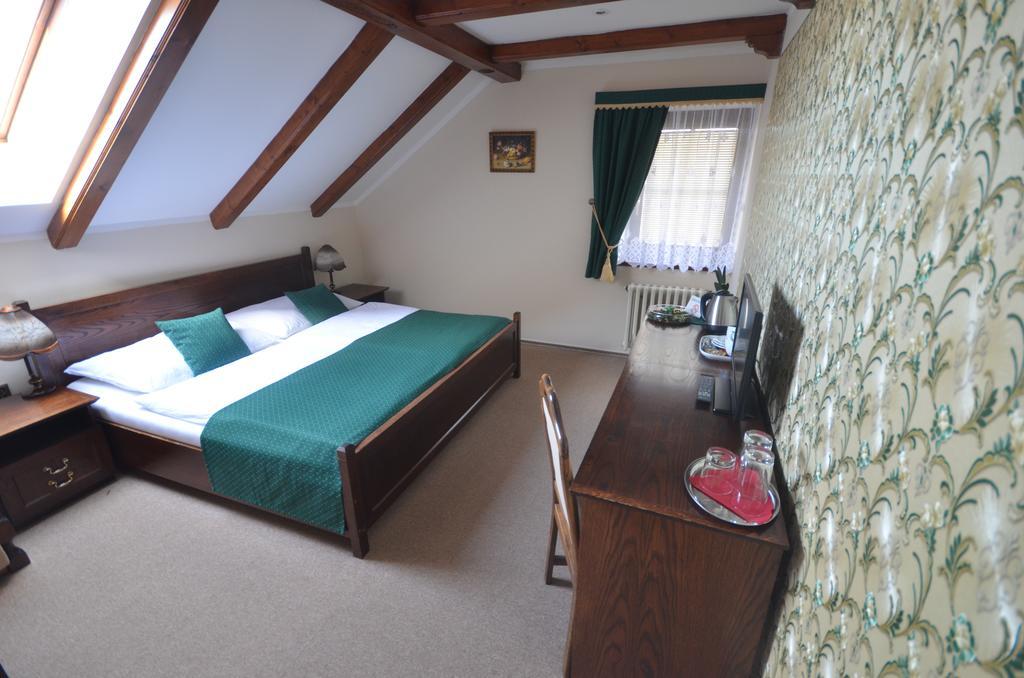 Villa Zerotin Penzion Bed & Breakfast Velké Losiny 외부 사진