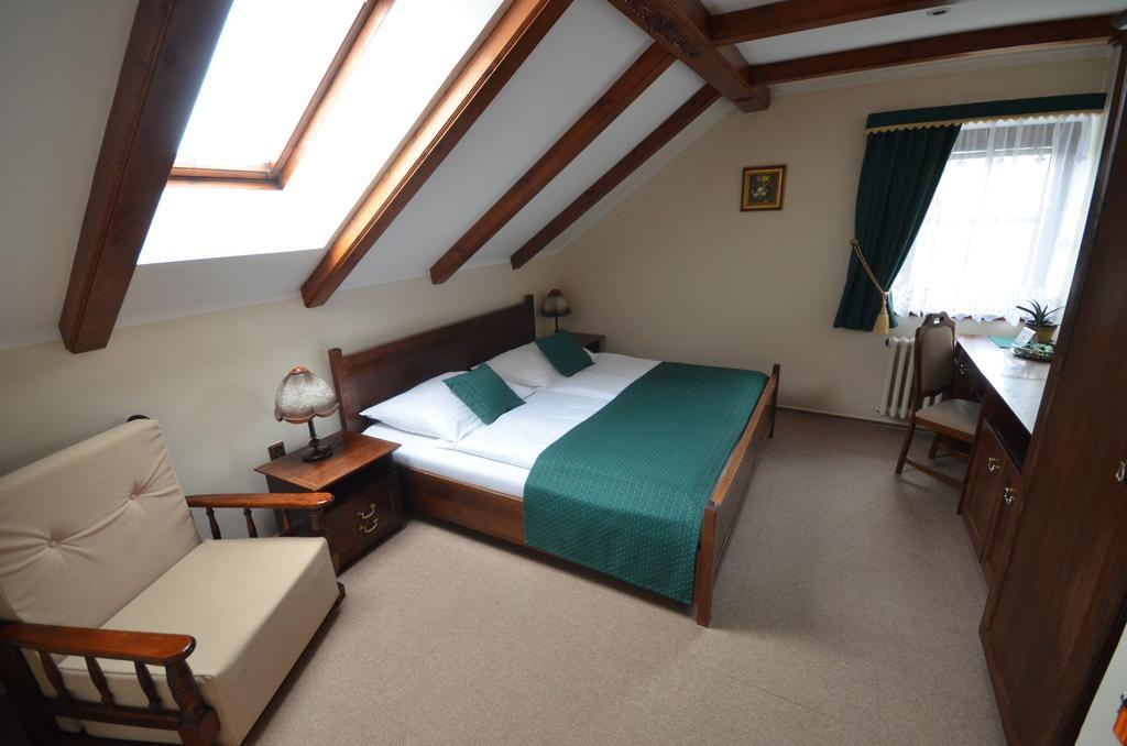 Villa Zerotin Penzion Bed & Breakfast Velké Losiny 외부 사진