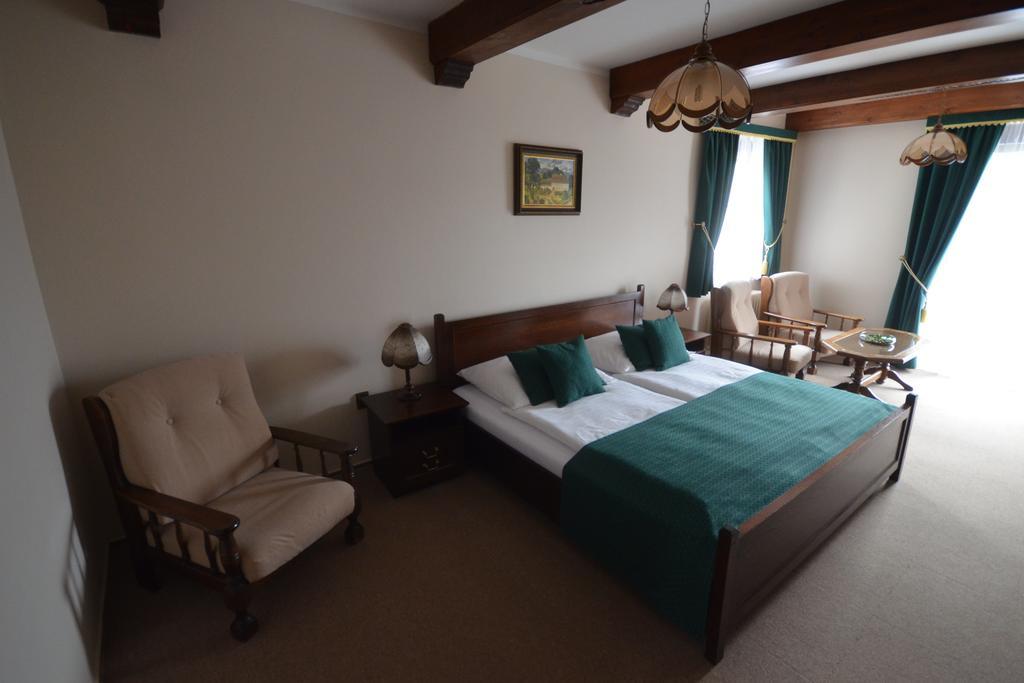Villa Zerotin Penzion Bed & Breakfast Velké Losiny 외부 사진
