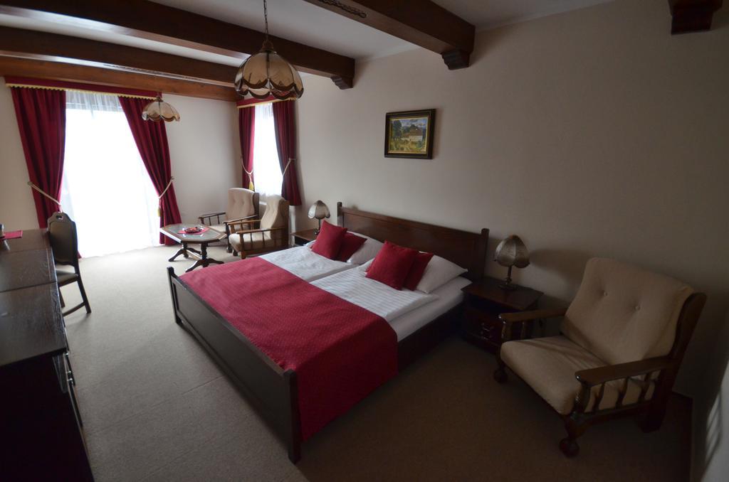 Villa Zerotin Penzion Bed & Breakfast Velké Losiny 외부 사진